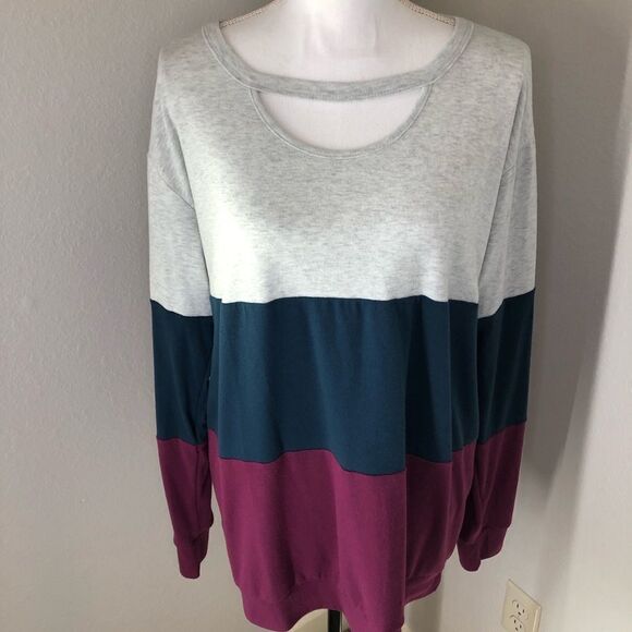 Maroon navy and gray long sleeve oversized top size XL - Picture 2 of 5